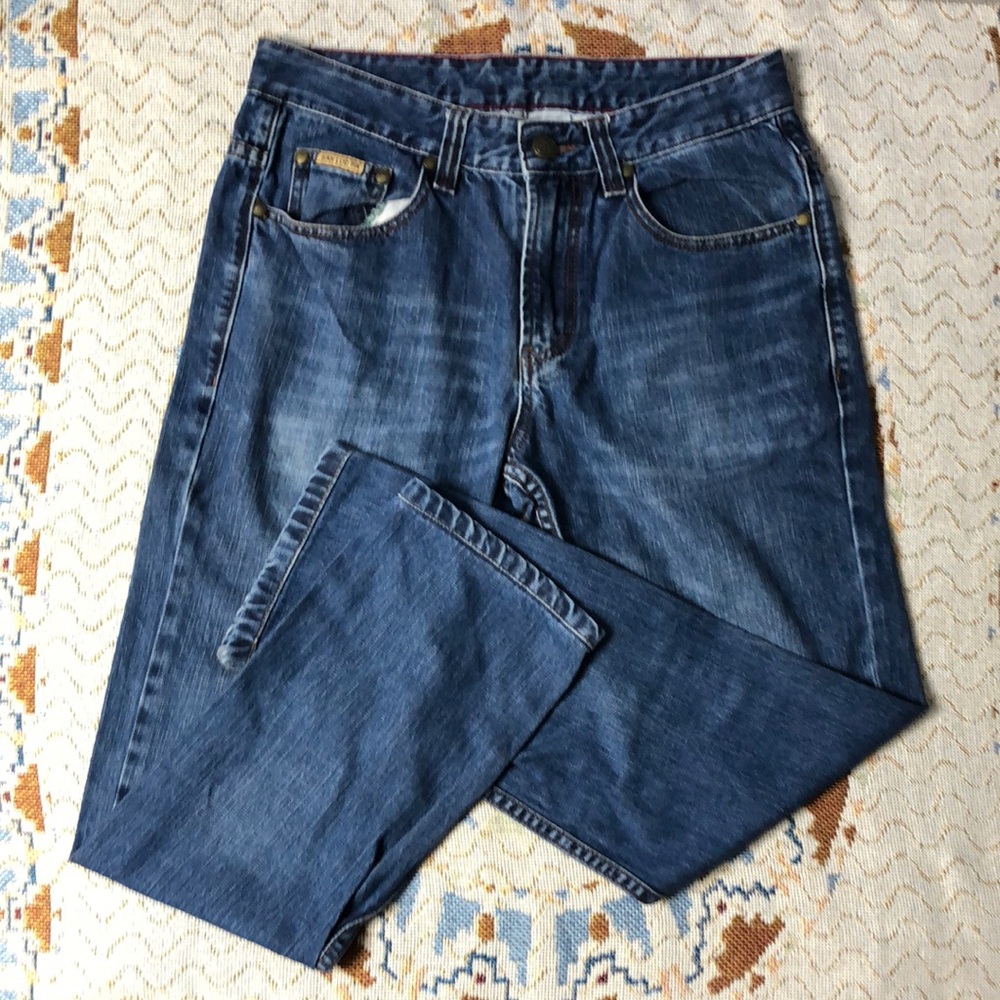 Blue Straight-Leg Jeans for Effortless Style